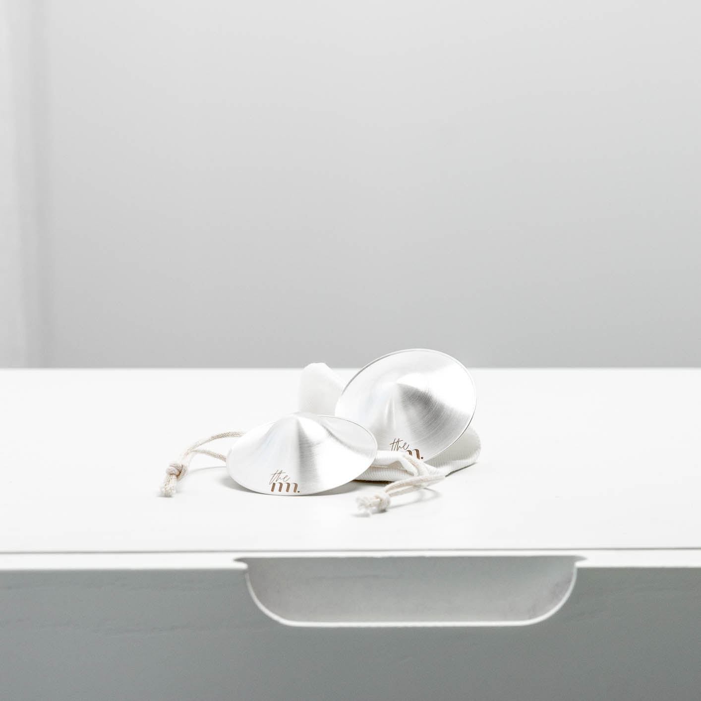 The Midwife Mumma Cosy Nip Cups - One Size Silver